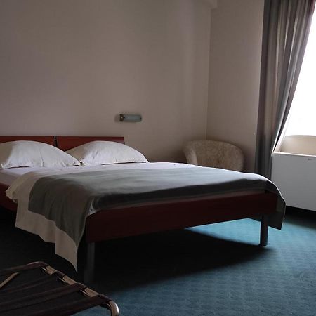 Hotel Bacchus ลิฟโน ภายนอก รูปภาพ